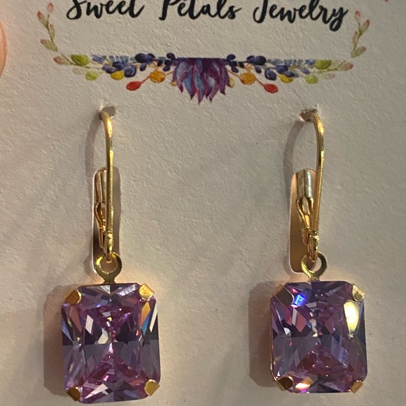 Tanzanite shade crystal earrings - Picture 8 of 9